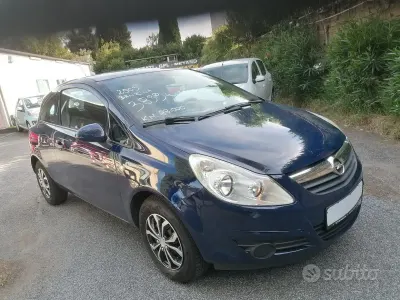 Usata Opel Corsa 54 CV (39 kW) 2009 Blu Utilitaria