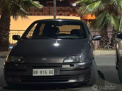 Usata Fiat Punto 131 CV (96 kW) 1997 Grigio Berlina