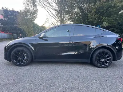 Usata Tesla Model Y 256 kW (349 CV) 2021 Nero SUV