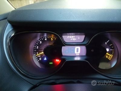 Usata Renault Captur 90 CV (66 kW) 2013 Bianco SUV
