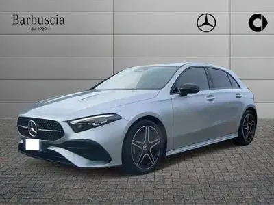Gebraucht Mercedes A180 Advanced Plus 116 PS (85 kW) 2024 Silber Kleinwagen