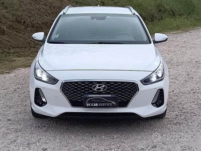 Usata Hyundai i30 Comfort 110 CV (80 kW) 2018 Bianco Station wagon