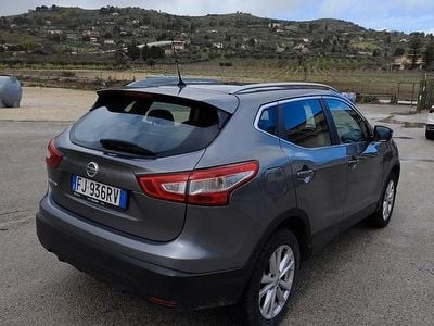 Usata Nissan Qashqai 131 CV (96 kW) 2017 Grigio SUV