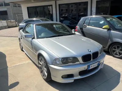 Usata BMW 330 Cabriolet Efficient Dynamics 231 CV (169 kW) 2002 Argento Cabrio