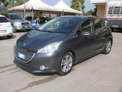 usata Peugeot 208 - 1.2 VTi 82 CV 5 porte Allure