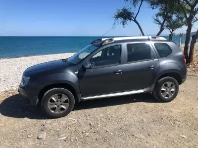Usata Dacia Duster Ambiance 109 CV (80 kW) 2015 Grigio SUV