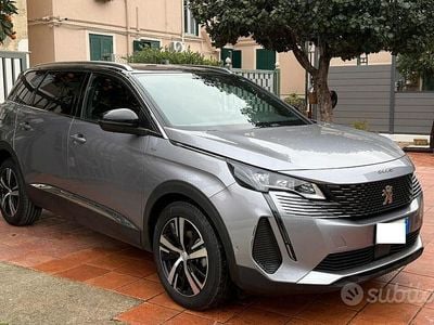 Usata Peugeot 5008 GT 131 CV (96 kW) 2023 Grigio Station wagon