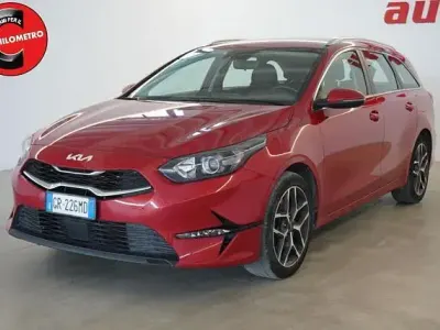 Usata Kia Ceed Sportswagon 136 CV (100 kW) 2023 Rosso Station wagon