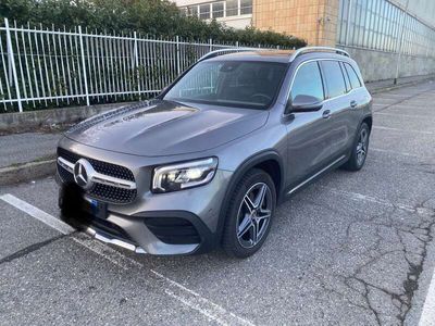 Mercedes GLB200