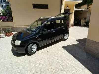 Usata Fiat Panda 69 CV (50 kW) 2010 Nero Utilitaria