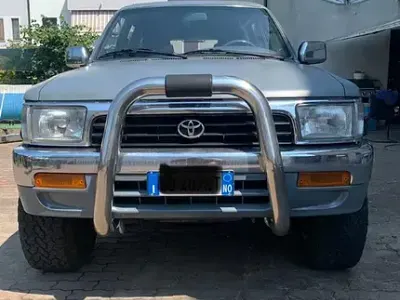 Usata Toyota 4 Runner 90 CV (66 kW) 1994 Grigio SUV