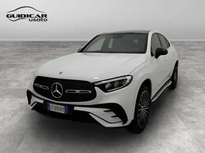 Usata Mercedes GLC300e Advanced 333 CV (244 kW) 2024 Bianco diamante Coupé