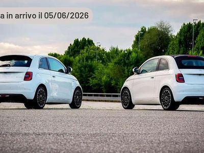 Nuova Fiat 500 La Prima 65 CV (47 kW) 2026 Argento Berlina