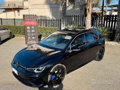 Begagnad VW Golf VIII R 333 HK (244 kW) 2023 Svart Sedan