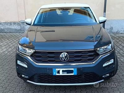 Usata VW T-Roc Advance 150 CV (110 kW) 2021 Grigio SUV