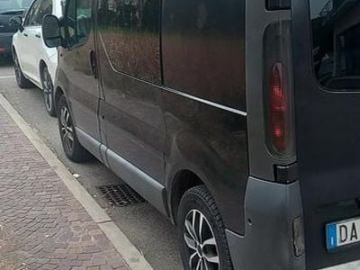 Usata Opel Vivaro 2006 Nero Monovolume