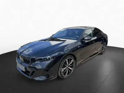 Usata BMW 520 M Sport 197 CV (144 kW) 2024 Nero zaffiro Berlina