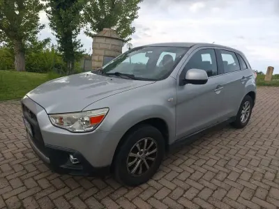 Usata Mitsubishi ASX 116 CV (85 kW) 2012 Argento SUV