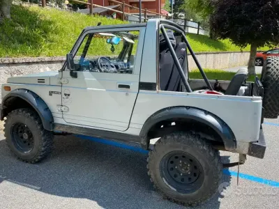 Usata Suzuki Samurai 101 CV (74 kW) 1987 Grigio SUV
