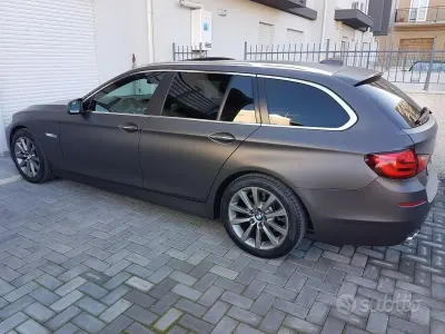Usata BMW 530 Comfort Edition 258 CV (189 kW) 2012 Grigio Station wagon