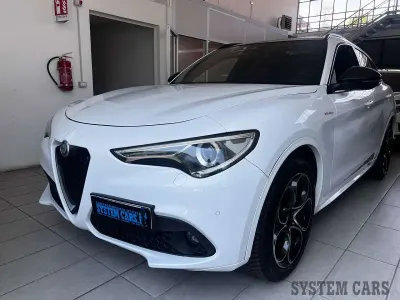 Usata Alfa Romeo Stelvio Veloce 209 CV (153 kW) 2022 Bianco SUV