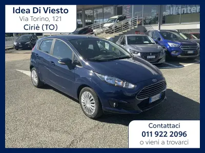 Usata Ford Fiesta Business Edition 75 CV (55 kW) 2015 Bleu Utilitaria