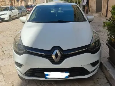 Usata Renault Clio IV 75 CV (55 kW) 2017 Bianco Berlina
