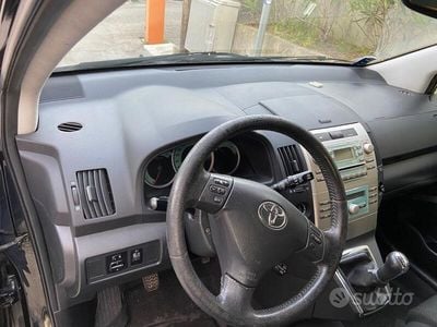 Usata Toyota Corolla 116 CV (85 kW) 2004 Nero Monovolume