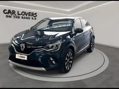 Usata Renault Captur Techno 145 CV (106 kW) 2023 Blu scuro SUV