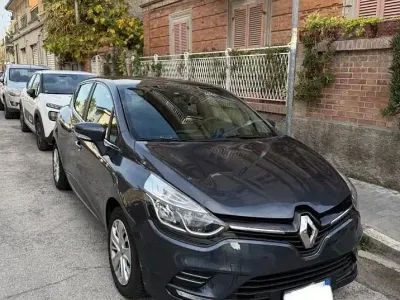 Usata Renault Clio IV 75 CV (55 kW) 2018 Berlina