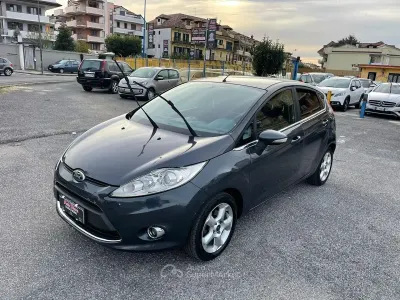 Occasion Ford Fiesta Titanium 96 PK (70 kW) 2010 Grijs Sedan