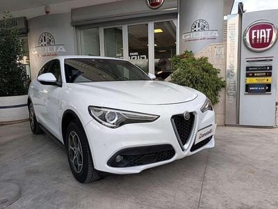 Usata Alfa Romeo Stelvio Business 190 CV (139 kW) 2022 Bianco SUV
