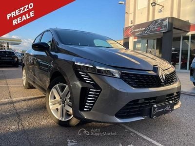 Ny Renault Clio V Evolution 101 HK (74 kW) 2025 Grå Sedan