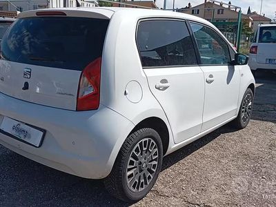 Usata Seat Mii Chic 68 CV (50 kW) 2019 Bianco Utilitaria