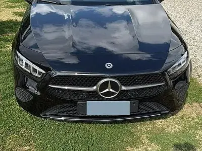 Nuova Mercedes A180 116 CV (85 kW) 2026 Nero Berlina