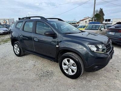 Usata Dacia Duster Prestige 115 CV (84 kW) 2020 Grigio SUV