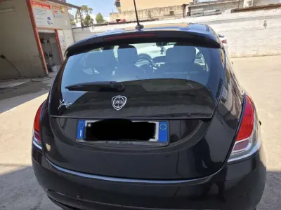 Usata Lancia Ypsilon