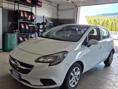 Usata Opel Corsa Edition 85 CV (62 kW) 2015 Bianco Utilitaria