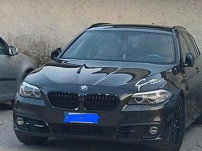 Usata BMW 520 Luxury Line 190 CV (139 kW) 2014 Nero Station wagon