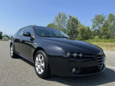 Usata Alfa Romeo 159 Distinctive 150 CV (110 kW) 2008 Nero Station wagon