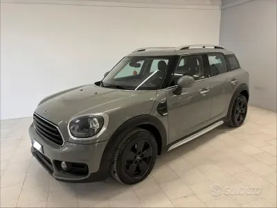 Usata Mini Cooper D Countryman Business 116 CV (85 kW) 2019 Grigio SUV