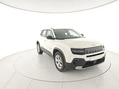 Usata Jeep Avenger Altitude 101 CV (74 kW) 2025 Bianco SUV