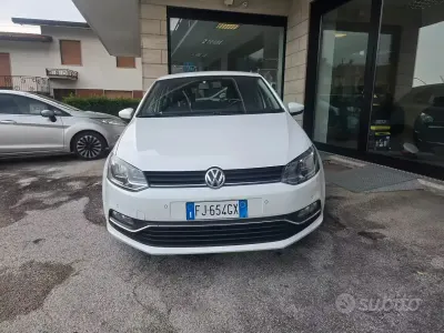 Usata VW Polo Comfortline 75 CV (55 kW) 2017 Bianco Berlina