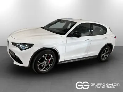 Usata Alfa Romeo Stelvio Ti 209 CV (153 kW) 2023 Bianco SUV