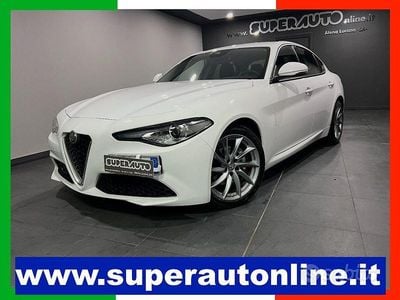 Begagnad Alfa Romeo Giulia 150 HK (110 kW) 2019 Vit Sedan