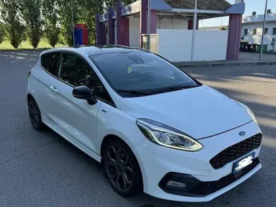 Usata Ford Fiesta ST-Line 120 CV (88 kW) 2018 Utilitaria