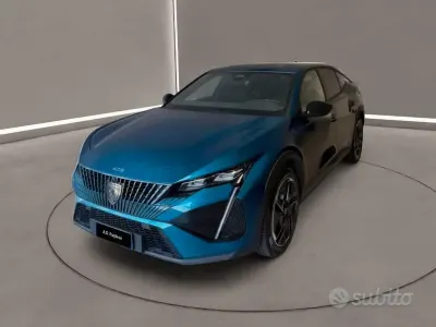 Usata Peugeot 408 GT 131 CV (96 kW) 2023 Bluazzurro SUV