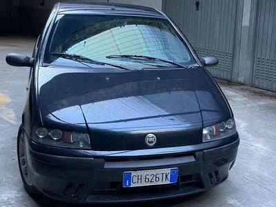 Usata Fiat Punto 86 CV (63 kW) 2003 Nero Berlina