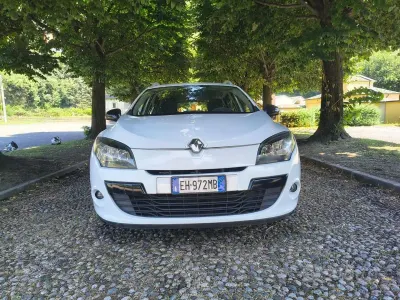 Usata Renault Mégane GrandTour 110 CV (80 kW) 2011 Bianco Station wagon