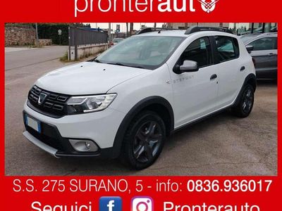 Usata Dacia Sandero Stepway 90 CV (66 kW) 2017 Bianco Berlina